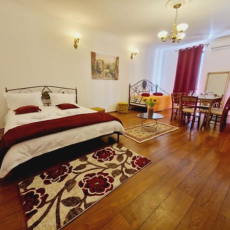 5* Royal House Near Unirii Square Villa Kolozsvár Kültér fotó