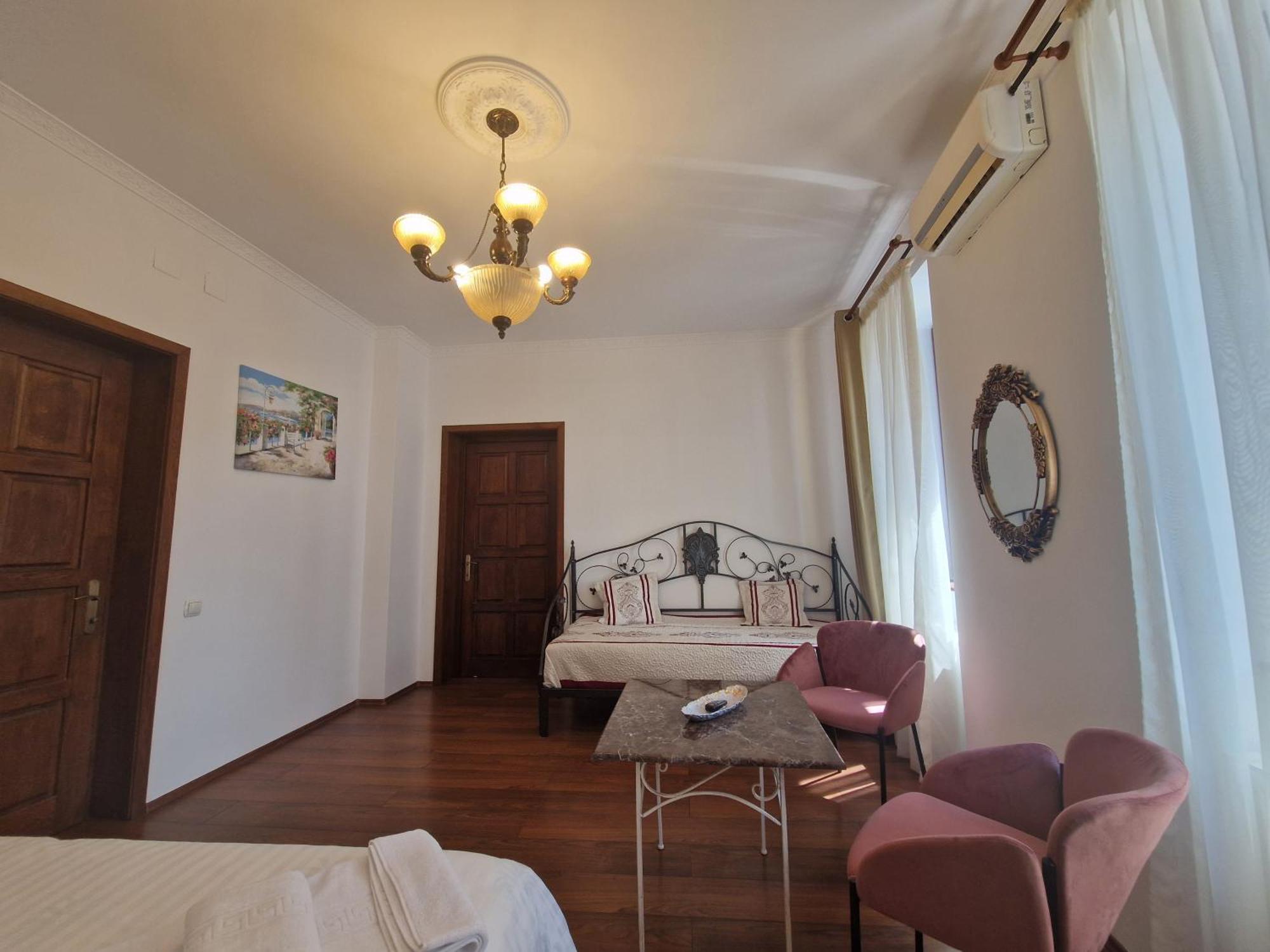 5* Royal House Near Unirii Square Villa Kolozsvár Kültér fotó